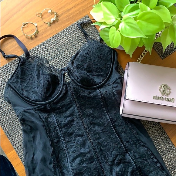 Victoria's Secret Other - Victoria’s Secret bustier chemise undergarment 34B